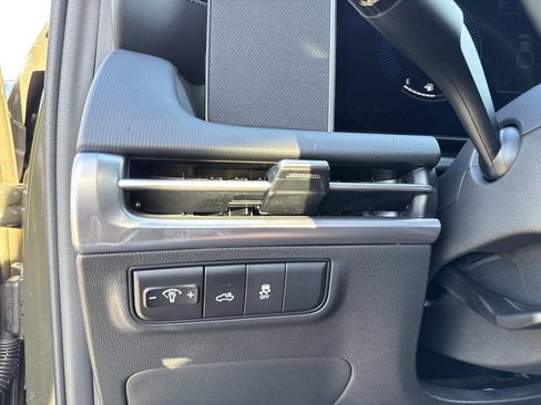 Used 2025 Hyundai Santa Cruz SEL image 34