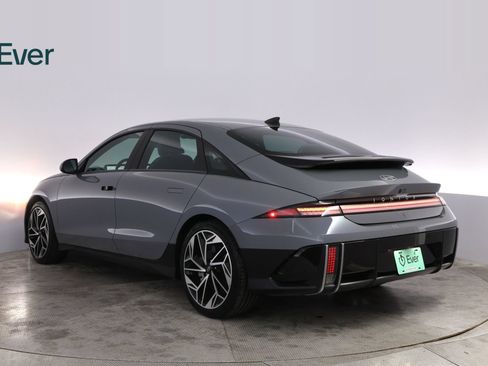 Used 2023 Hyundai Ioniq 6 SEL RWD image 17