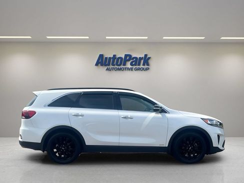 Used 2020 Kia Sorento S AWD/4WD image 9