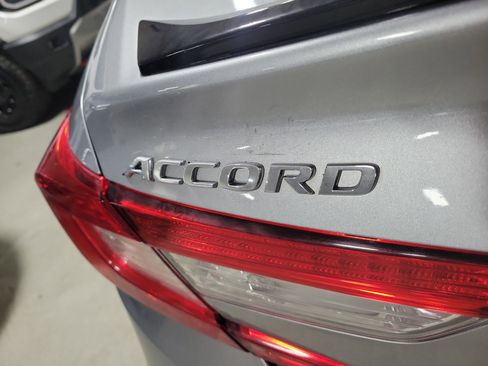 Used 2022 Honda Accord Sport image 7