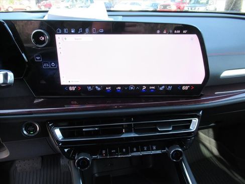 Used 2024 Chevrolet Traverse RS w/ LPO, Floor Liner Package image 25