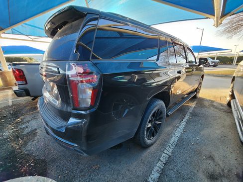 Used 2021 Chevrolet Suburban Z71 image 4