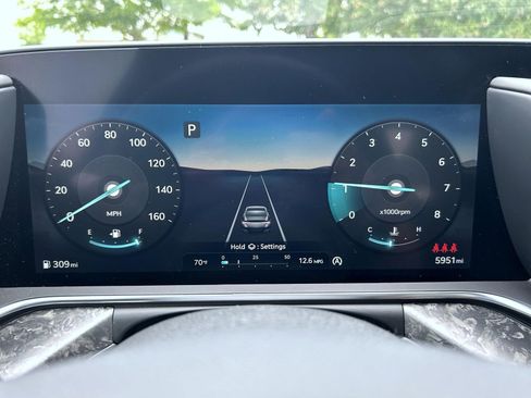 Certified 2024 Genesis G90 3.5T image 15