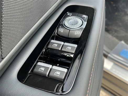 New 2025 Lincoln Nautilus Premier w/ Jet Appearance Package image 22