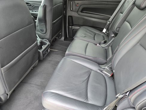 Certified 2024 Honda Odyssey Sport image 25