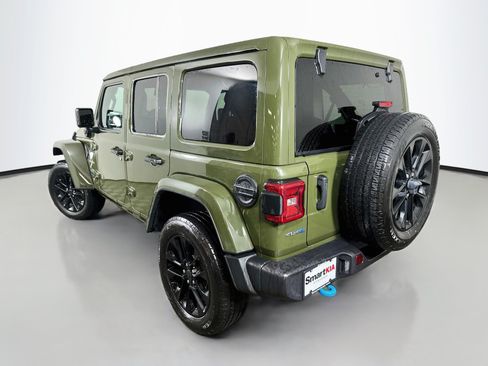 Used 2024 Jeep Wrangler Unlimited Sahara AWD/4WD image 5