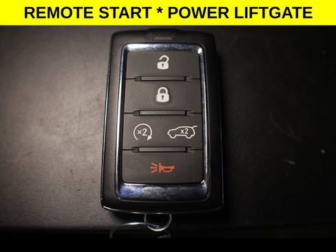 Used 2023 Jeep Grand Cherokee Limited image 9