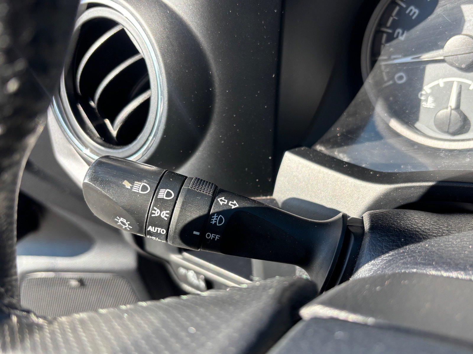 Used 2017 Toyota Tacoma TRD Sport RWD image 24