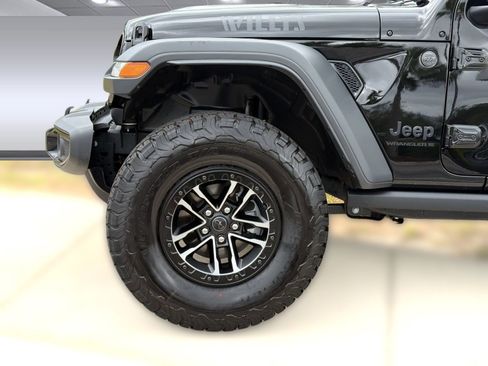 Used 2026 Jeep Wrangler Sport AWD/4WD image 12