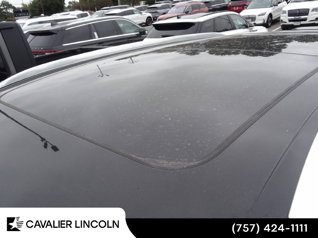 Used 2022 Lincoln Nautilus Reserve FWD image 15
