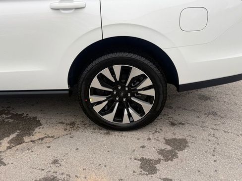 New 2026 Ford Expedition Platinum w/ Driver's Package image 41