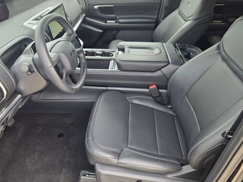 New 2026 Ford Expedition Platinum w/ Stealth Appearance Package AWD/4WD image 14
