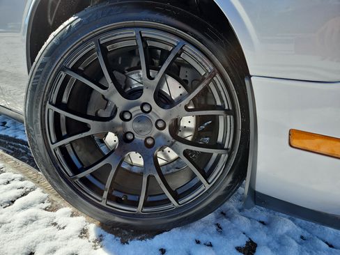 Used 2014 Dodge Challenger R/T image 19