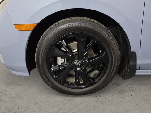 Certified 2024 Honda Odyssey Sport image 9