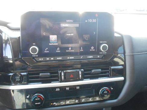 Used 2025 Nissan Pathfinder SV w/ Cargo Package AWD/4WD image 9
