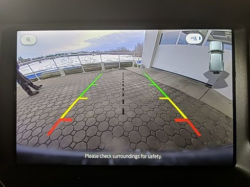 Used 2025 Ford Bronco Badlands image 17