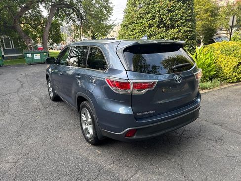 Used 2016 Toyota Highlander Limited Platinum AWD/4WD image 4