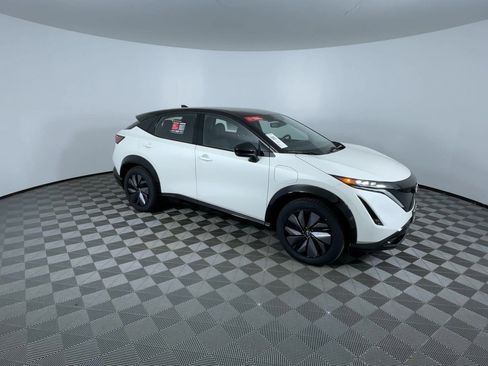 Certified 2023 Nissan Ariya AWD image 2