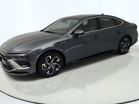 Used 2024 Hyundai Sonata SEL FWD image 3