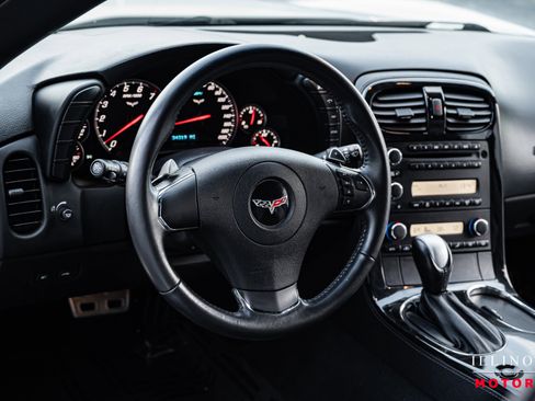 Used 2012 Chevrolet Corvette Coupe image 15