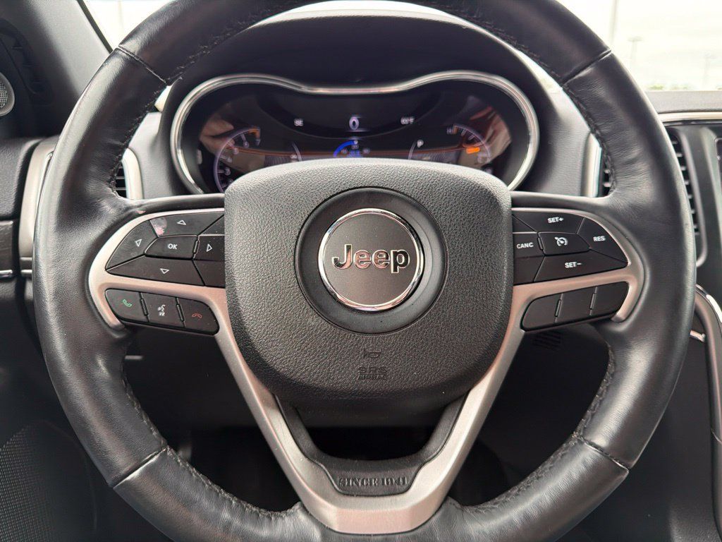 Used 2018 Jeep Grand Cherokee Limited AWD/4WD image 28
