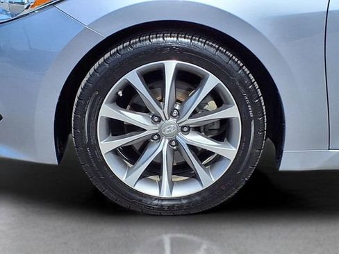 Used 2016 Hyundai Azera FWD image 11