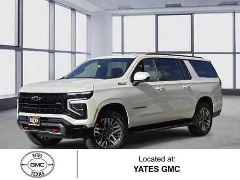 Used 2025 Chevrolet Suburban Z71 image 1