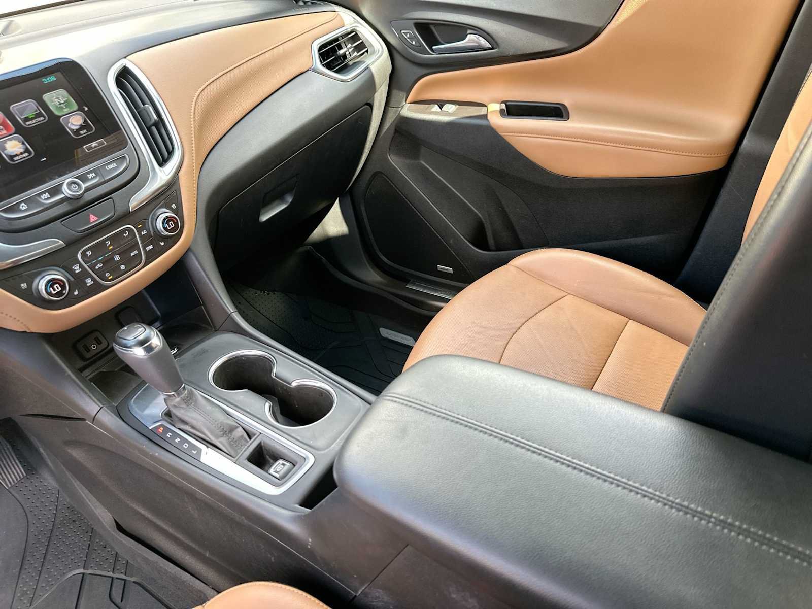 Certified 2018 Chevrolet Equinox Premier FWD image 21