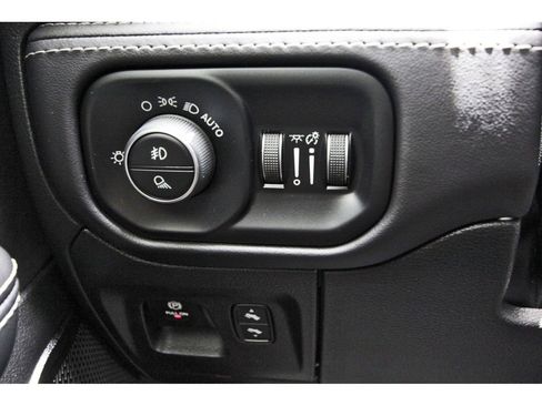 Used 2022 RAM 1500 TRX w/ TRX Level 2 Equipment Group AWD/4WD image 19
