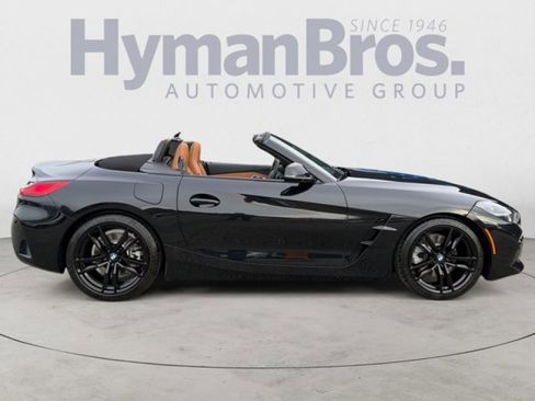Used 2023 BMW Z4 sDrive30i w/ Shadowloine Package image 2