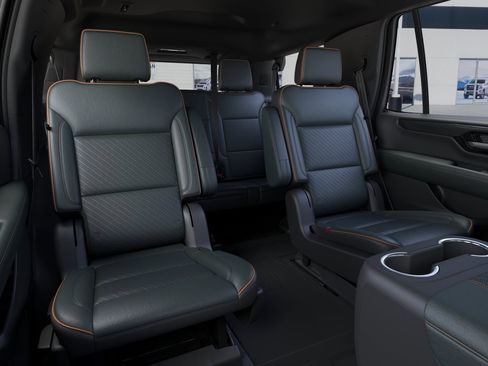 New 2026 GMC Yukon AT4 w/ AT4 Premium Package image 18