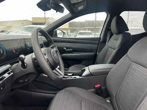 New 2025 Hyundai Santa Cruz SE image 11