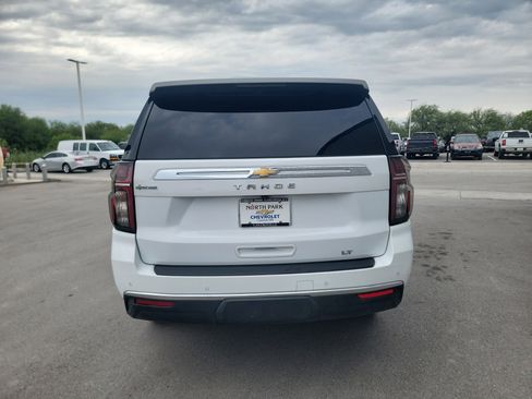 Used 2022 Chevrolet Tahoe LT w/ Luxury Package AWD/4WD image 6