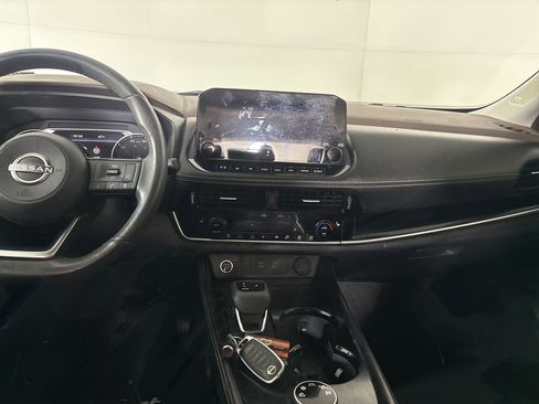 Used 2023 Nissan Rogue SL w/ SL Premium Package image 25