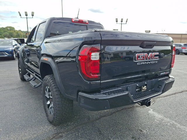 Certified 2024 GMC Canyon AT4X AWD/4WD image 4