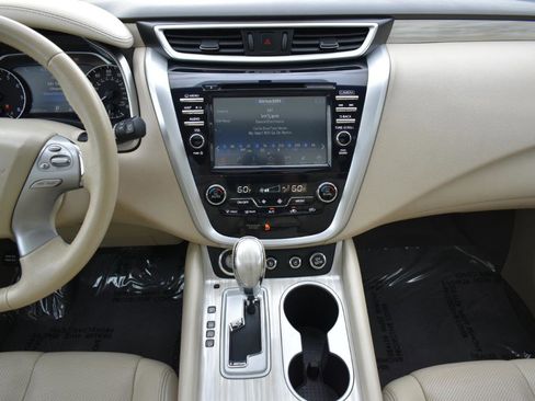 Used 2016 Nissan Murano Platinum w/ Platinum Technology Package AWD/4WD image 18