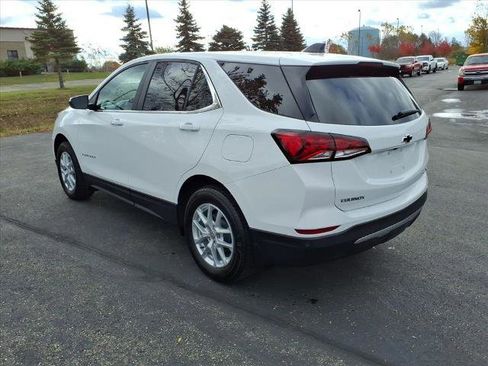 Used 2024 Chevrolet Equinox LT w/ LPO, Floor Liner Package image 7