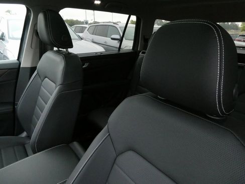 New 2026 Volkswagen Atlas SEL image 34