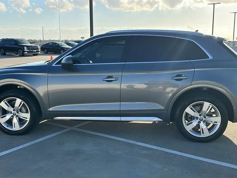 Used 2018 Audi Q5 2.0T Premium Plus w/ Premium Plus Package image 10