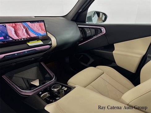 Used 2025 BMW X3 xDrive30i image 21