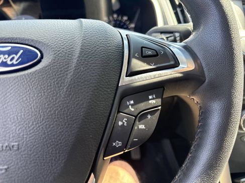 Used 2017 Ford Edge SEL AWD/4WD image 23
