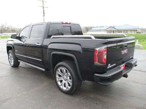 Used 2018 GMC Sierra 1500 Denali w/ Denali Ultimate Package image 9