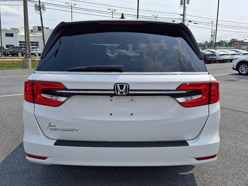 Certified 2023 Honda Odyssey EX-L image 5