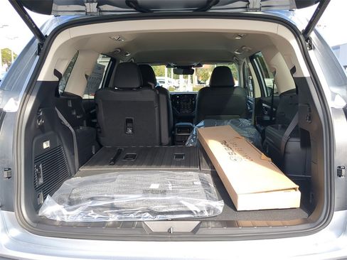 New 2026 Subaru Ascent Premium image 9