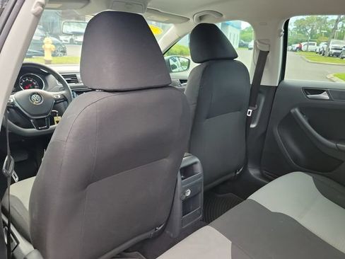 Used 2017 Volkswagen Jetta S FWD image 16