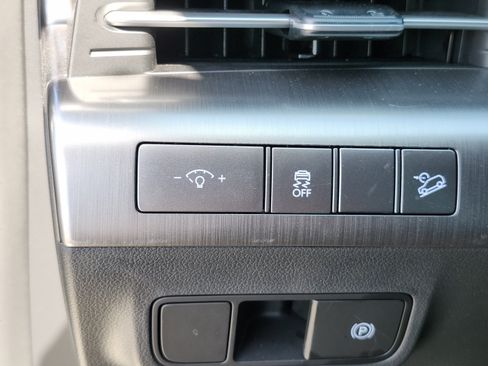 Certified 2025 Hyundai Kona SEL FWD image 26
