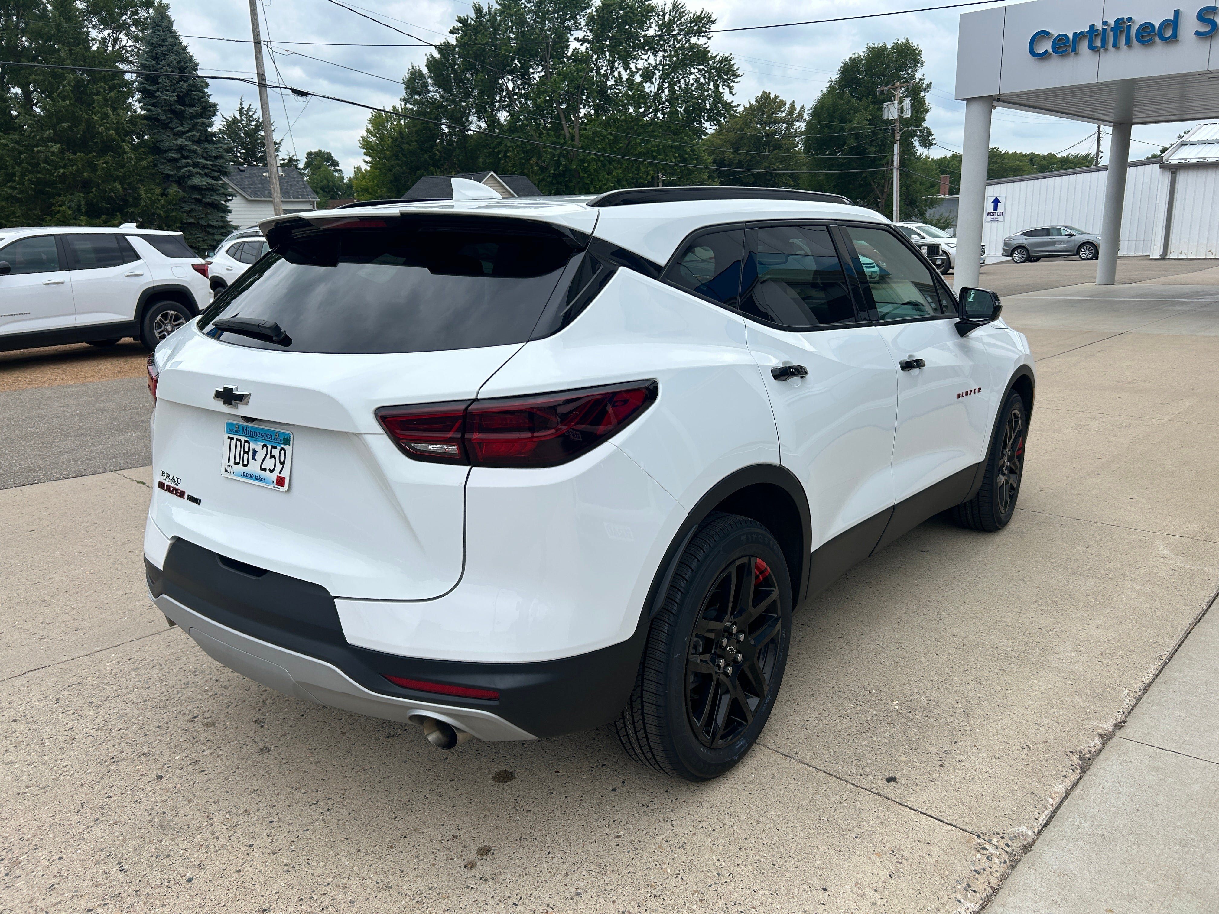 Used 2024 Chevrolet Blazer LT w/ Redline Edition AWD/4WD image 6