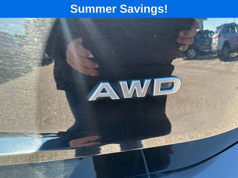 Used 2025 Nissan Rogue SV AWD/4WD image 15