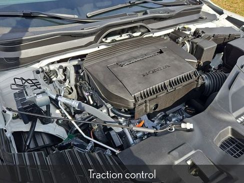 Certified 2025 Honda Pilot EX-L image 31