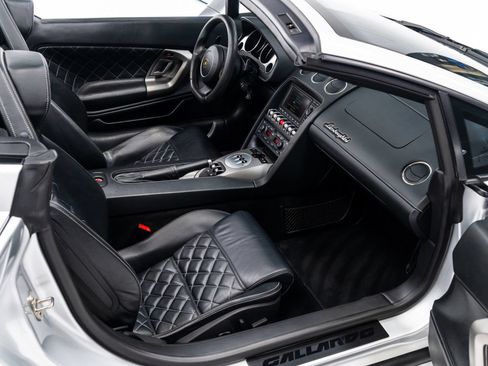 Used 2011 Lamborghini Gallardo LP 560-4 AWD/4WD image 28